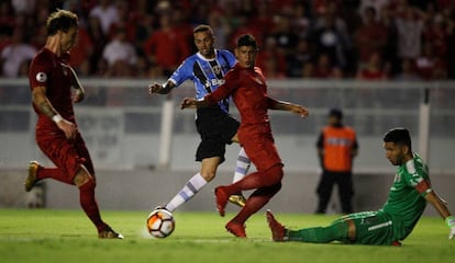 Luan marcou o gol do Grêmio em Avellaneda.