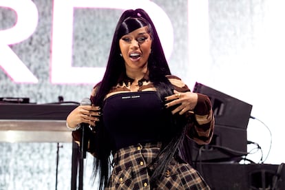 Cardi B, demandada