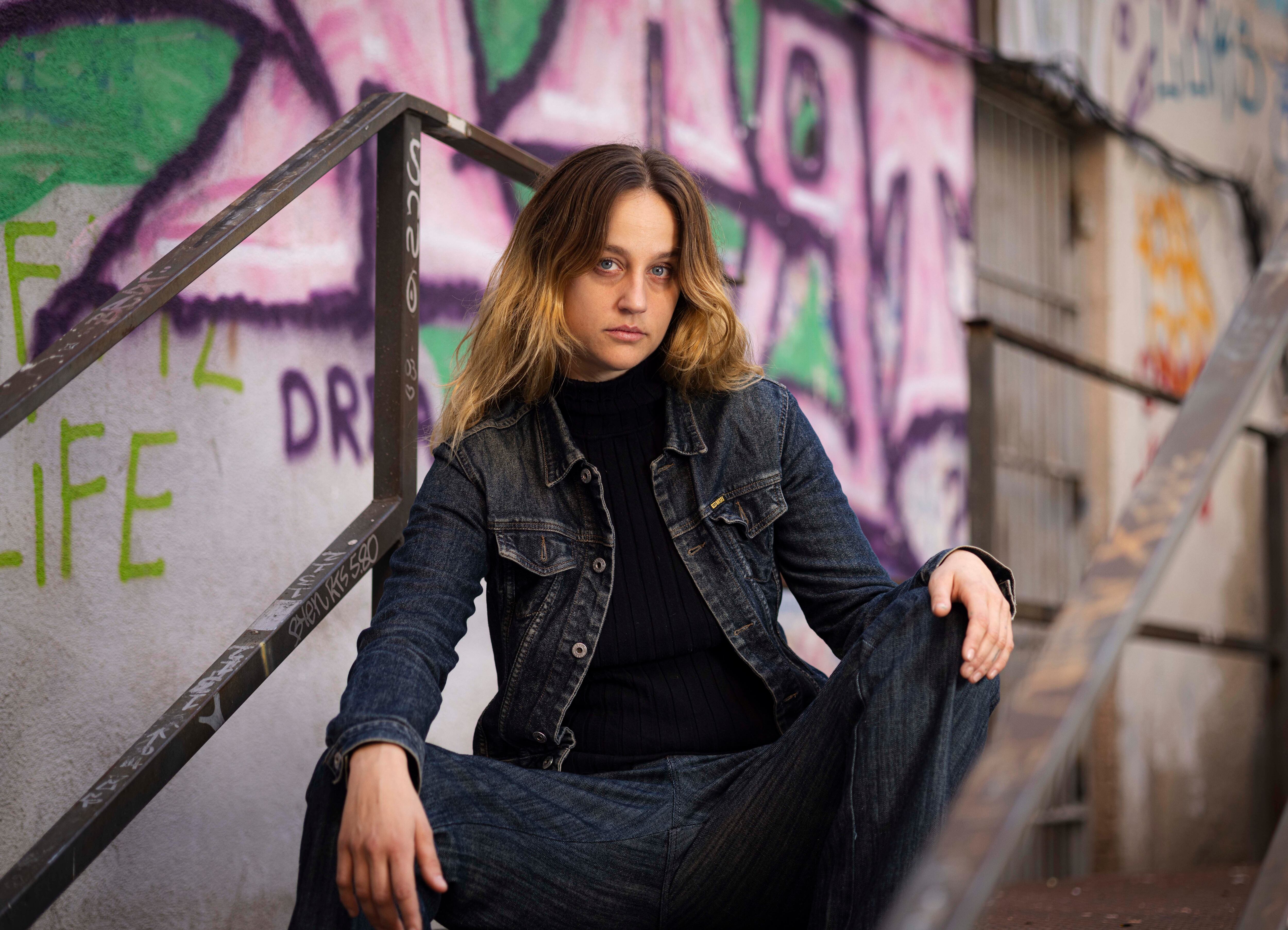 Laura Weissmahr, actriz: “Al menos me ha servido de algo esta puta oscuridad”