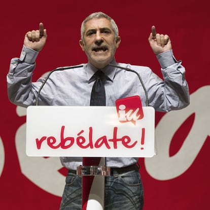 Gaspar Llamazares, ayer durante el mitin de IU en la Feria de Muestras de Gijón.