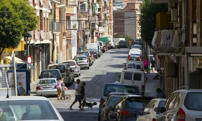 La calle de la Mare de Déu de Lorda, en el barrio de Llefià de Badalona.