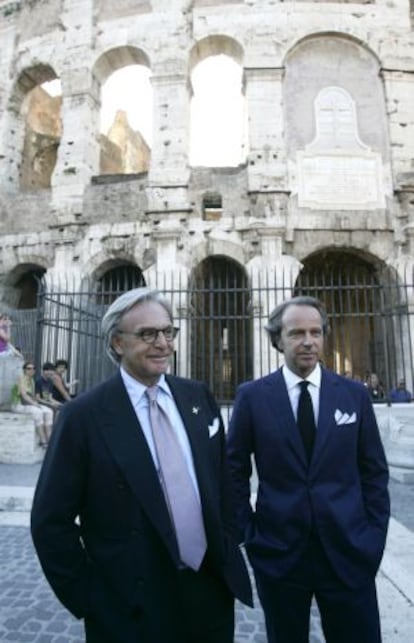 Los magnates Diego y Andrea Della Valle, due&ntilde;os de Tod&#039;s, ante el Coliseo romano, monumento cuyas obras de restauraci&oacute;n est&aacute;n financiando.