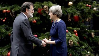 La primera ministra británica, Theresa May, y el presidente del Gobierno, Mariano Rajoy.