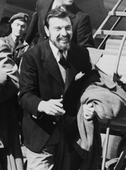 El agente doble George Blake a su llegada a Londres, en 1953, tras ser liberado por Corea del Norte.