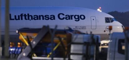 Un avi&oacute;n de Lufthansa Cargo.