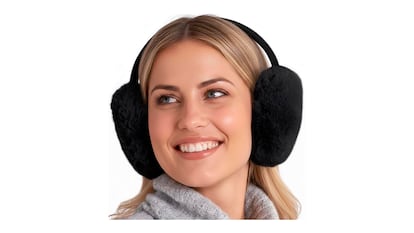 Orejeras sobre fondo blanco.