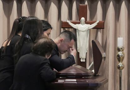 Kenji Fujimori durante el homenaje póstumo de su padre, en el Museo de la Nación.