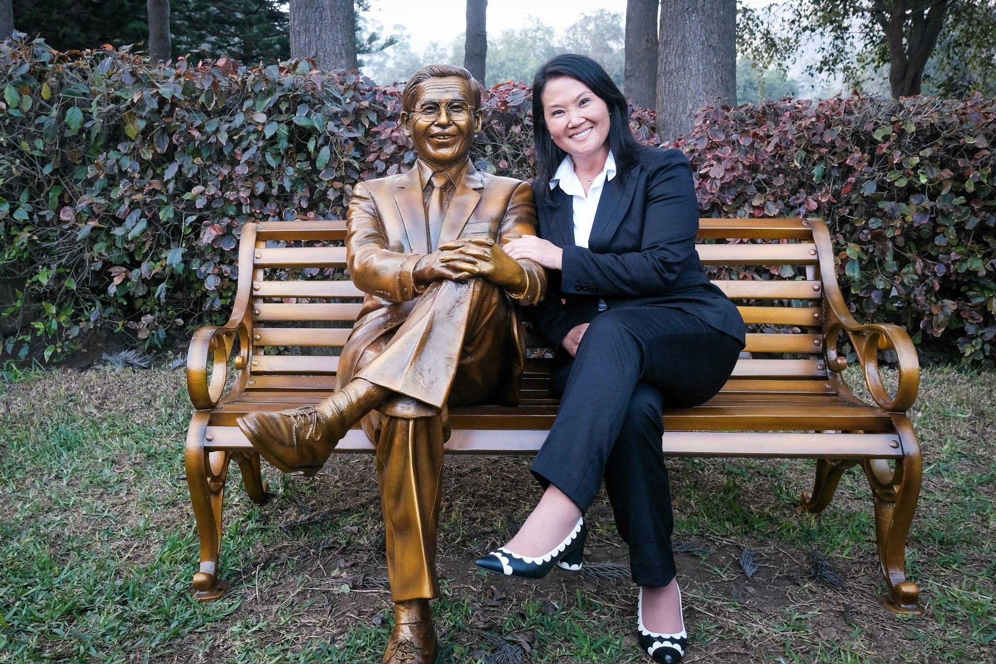 Erigida en Perú una estatua de Fujimori a un año de su muerte