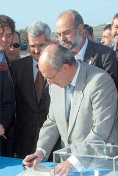 Beningno Blanco, en la inauguración de la obra en la N-340.