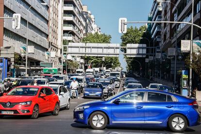 Más de 40 delegaciones de distintos países estarán presentes. Tanto el Ayuntamiento como el Gobierno han recomendado a los funcionarios y empresas teletrabajar en la medida de lo posible.