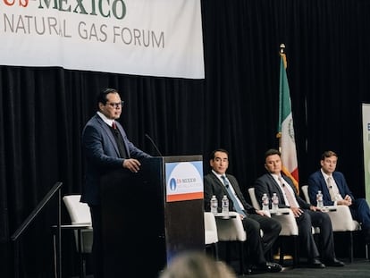 Miguel Reyes habla durante la conferencia US-Mexico Natural Gas Forum en San Antonio, este miércoles.