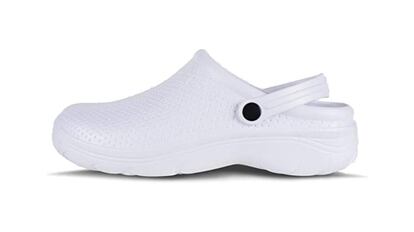 zuecos, zuecos mujer, zuecos sanitarios, zueco, zuecos crocs, con qué ropa usar zuecos, comprar zuecos, comprar zuecos mujer, enfermera zuecos, zuecos de madera, zuecos enfermero