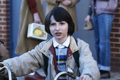 Con una peluca a lo tazón, un walkie y un polo de rayas se puede ir de Mike Wheeler y escapar de la fiebre Eleven de ‘Stranger Things’.