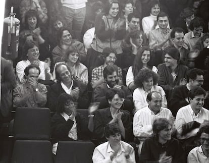 Paco de Lucía, entre el público, en el concierto de Chick Corea en marzo de 1990.