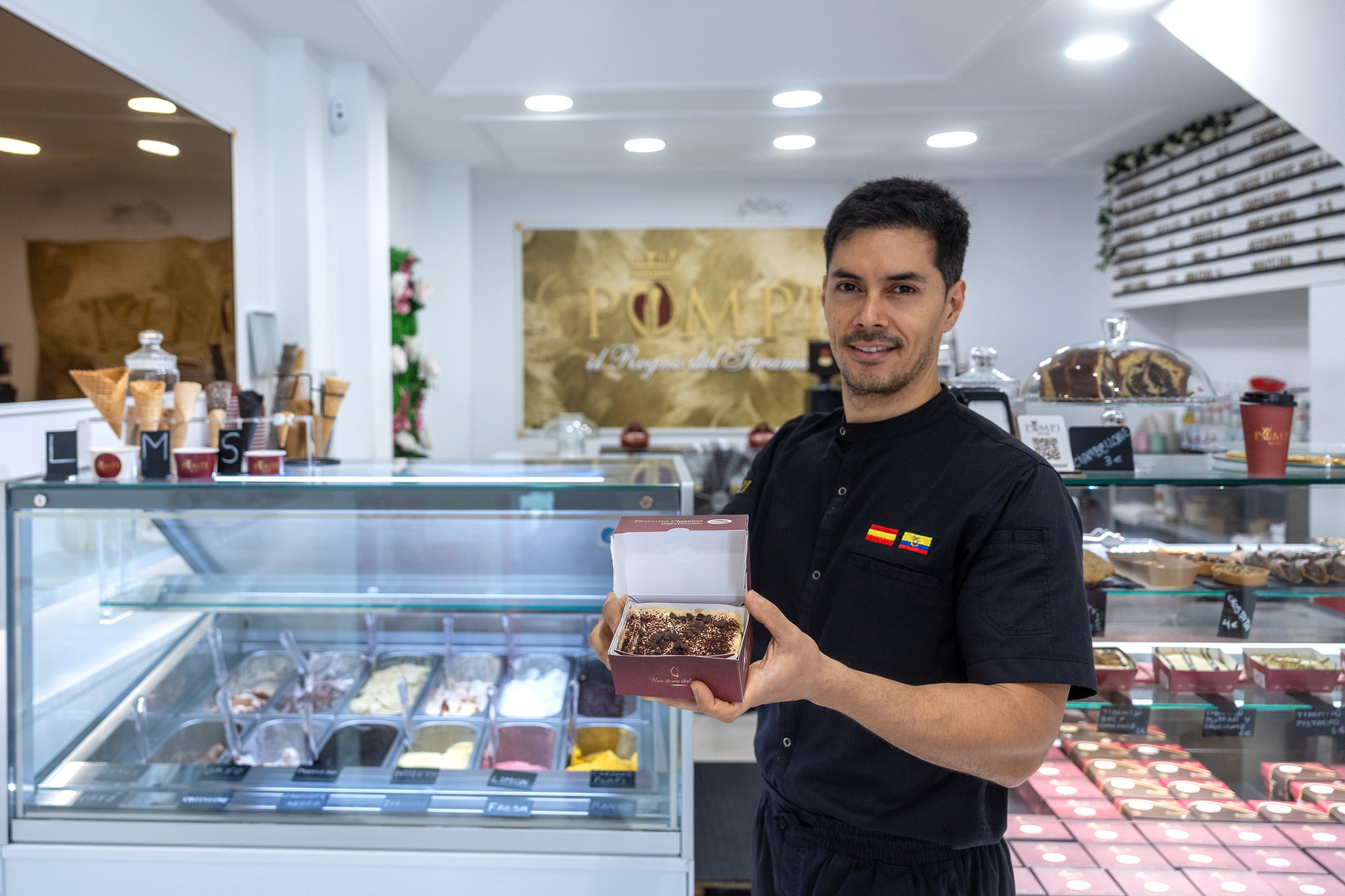 Darío Esteves, uno de los dos socios de Pompi, en el primer local que la cadena abre fuera de Italia.