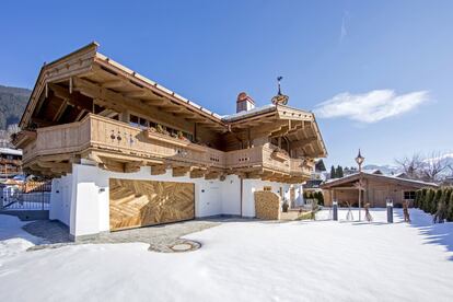 Esquí en Kitzbühel. Una residencia rural con ascensor y a pie de pista