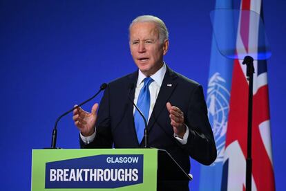 El presidente de EE UU, Joe Biden, pronuncia un discurso durante la cumbre del clima de Glasgow.