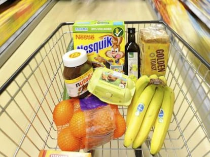 Carrito de la compra en un supermercado. EFE/Archivo