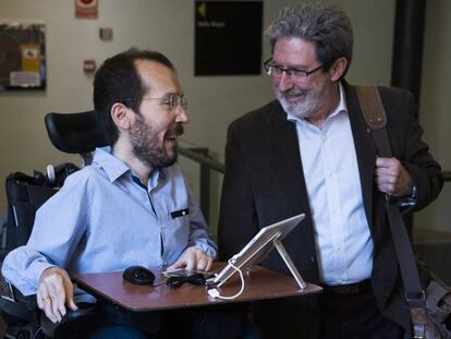 Pablo Echenique y Adolfo Barrena, el martes, en Zaragoza.