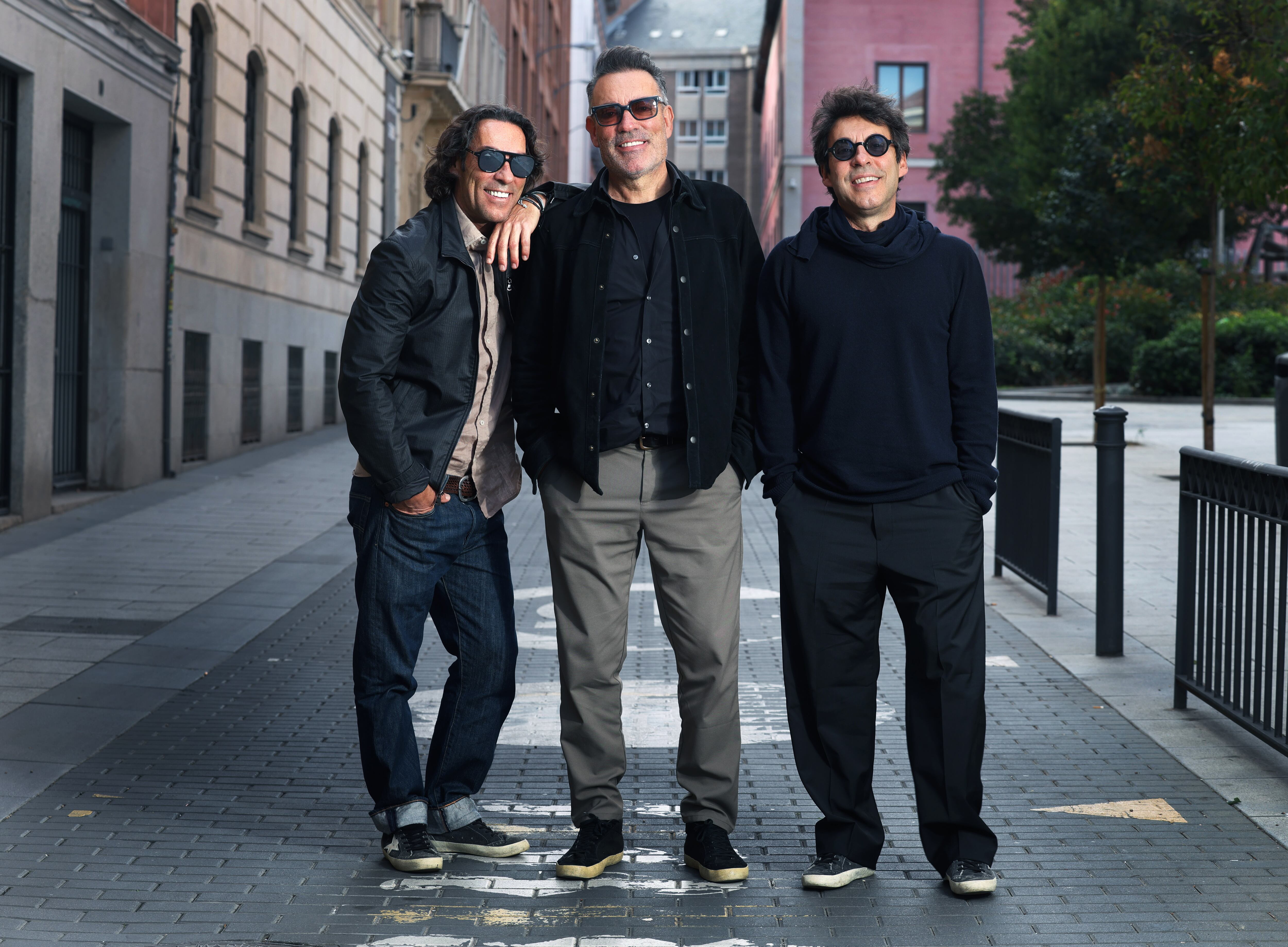 DVD 1290 28/10/25. Los tres integrantes de la banda Café Quijano, en una calle del centro de Madrid.
JAIME VILLANUEVA