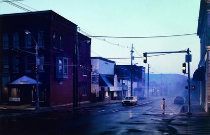 Untitled (Merchant?s Row), 2003 © Gregory Crewdson