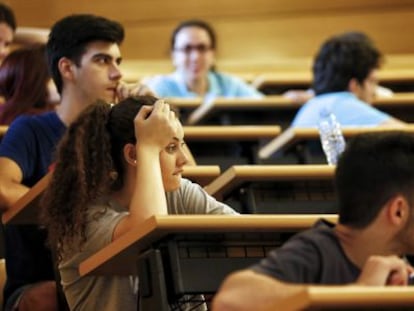 Prueba de selectividad en la Complutense.