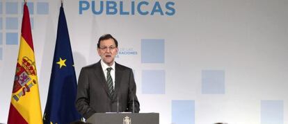 El presidente del Gobierno, Mariano Rajoy, durante su intervención en el acto convocado en el Palacio de la Moncloa.