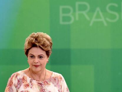 Dilma Rousseff em cerim&ocirc;nia no Pal&aacute;cio do Planalto.