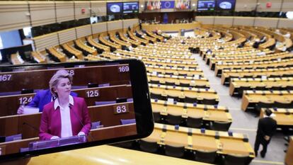 La presidenta de la Comisión, Ursula Von der Leyen, durante un pleno del Parlamento Europeo .