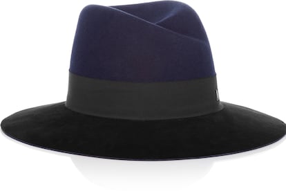 Sombrero bicolor de Maison Martin Margiela (570 euros).