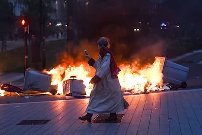 Trash burned in Nantes after the French Constitutional Council announced on Friday, April 14, that it approved the pension reform.