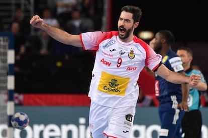 Ra&uacute;l Entrerr&iacute;os celebra un gol a Francia.