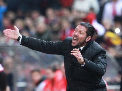 Simeone, en un partido con el Atlético.