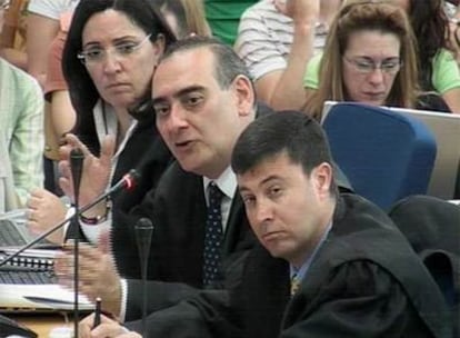 El abogado de la AVT formula una pregunta a Enrique García Castaño