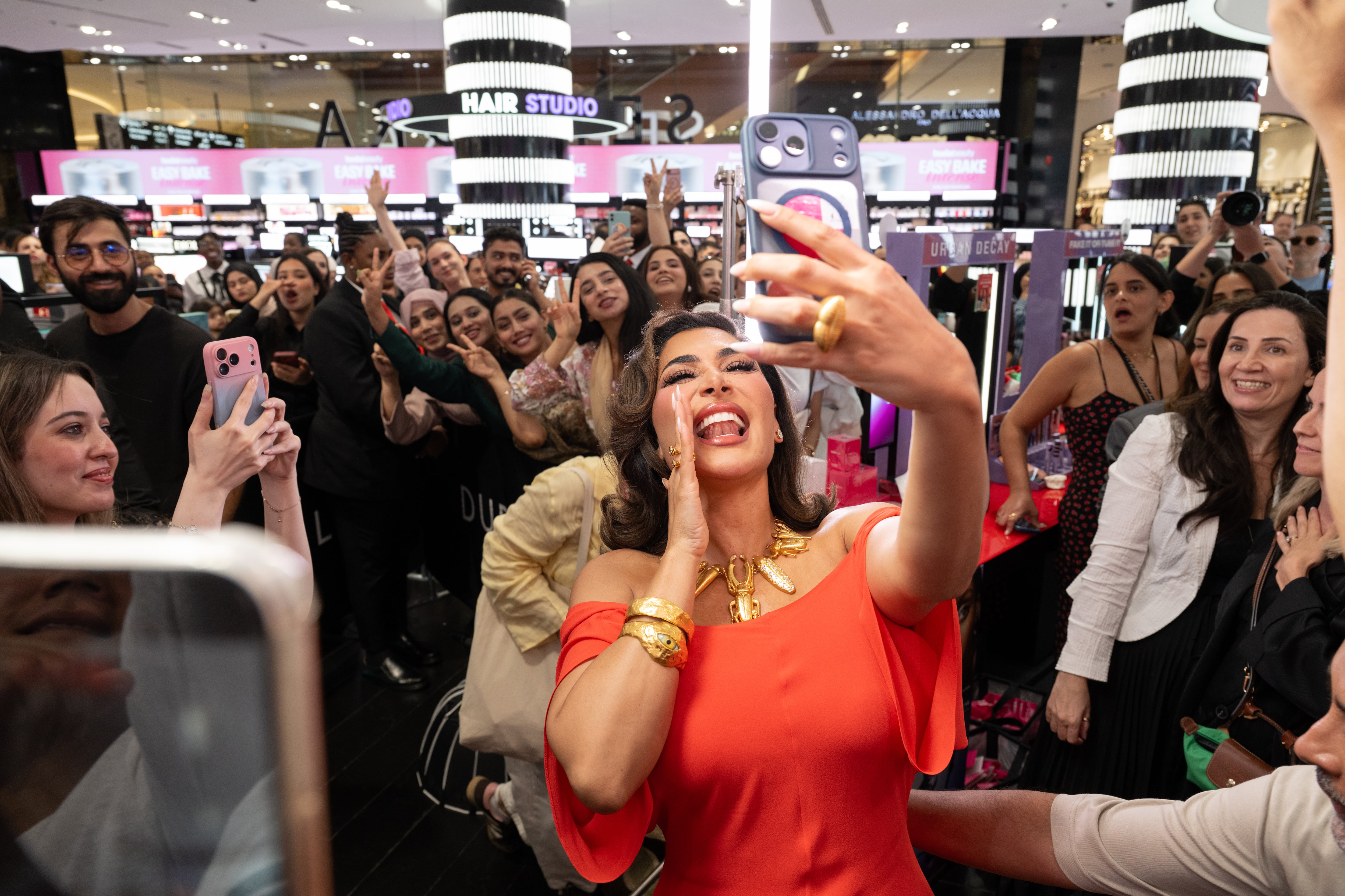 Los ‘influencers’ empiezan a rendir cuentas: cómo Hacienda ha acabado en España con los trucos “de ahorro” de las estrellas de Internet