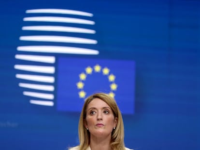 La presidenta del Parlamento Europeo, Roberta Metsola, durante una conferencia de prensa en Bruselas, el 9 de febrero de 2023.