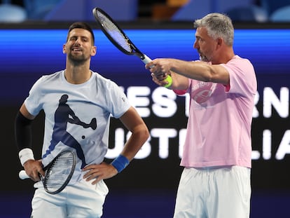 Djokovic e Ivanisevic, durante un entrenamiento a finales de diciembre en Perth.