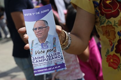 Propaganda de campaña de Jaime Allier Campuzano, aspirante a ministro de la Suprema Corte de Justicia de la Nación.