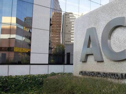 ACS baraja segregar su área de construcción del negocio de concesiones