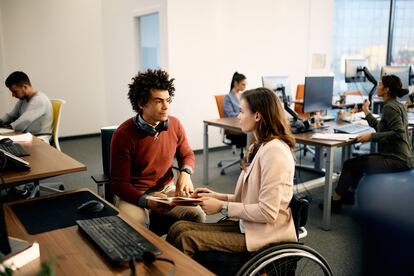 En España hay 2.321 centros especiales de empleo, según datos de diciembre de 2021 del Servicio Público de Empleo Estatal (Sepe). Emplean a 114.843 personas, de las cuales 98.714 tienen discapacidad.
