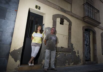 María Sánchez i José Pablo són dos dels perjudicats per Airbnb.