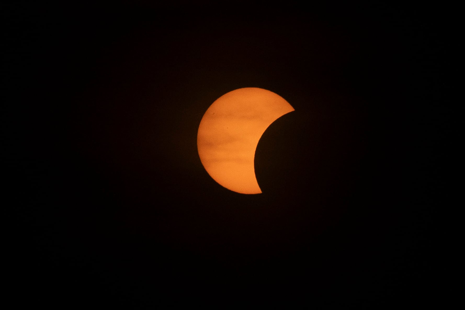 Eclipse Solar desde el castillo de Montjuic de Barcelona, este miércoles