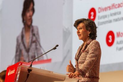 La presidenta del Banco Santander, Ana Botín, durante la junta general de accionistas celebrada el pasado 7 de abril.