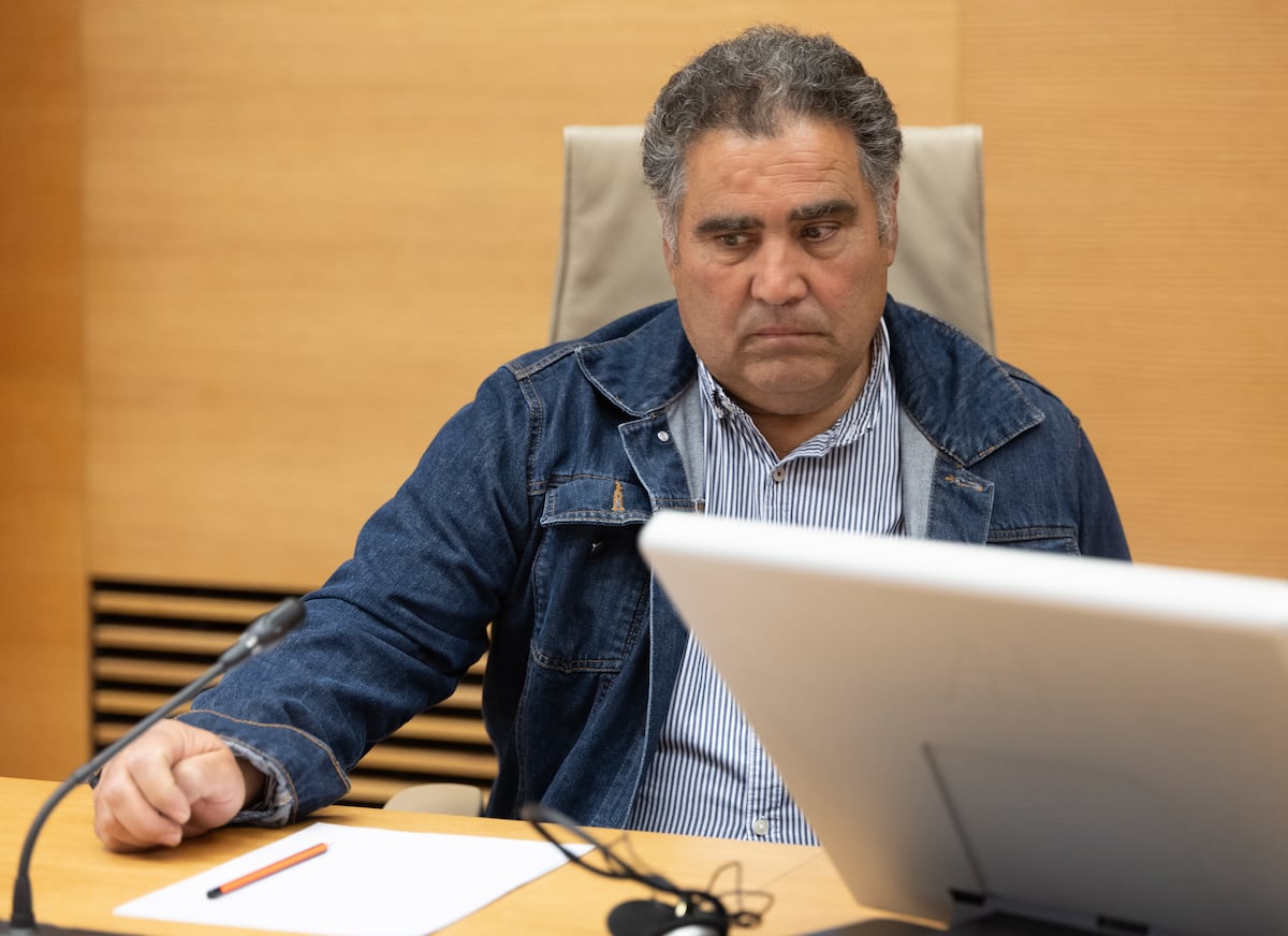 El chófer de Mazón declara que le recogió en el Palau “sobre las ocho”, cuando ya habían fallecido la mayoría de las víctimas de la dana