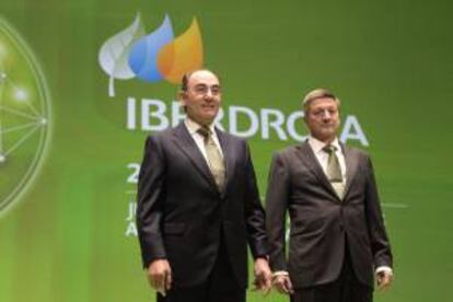 El presidente de Iberdrola, Ignacio Sánchez Galán (i) y el consejero-director general de Iberdrola, José Luis San Pedro. EFE/Archivo