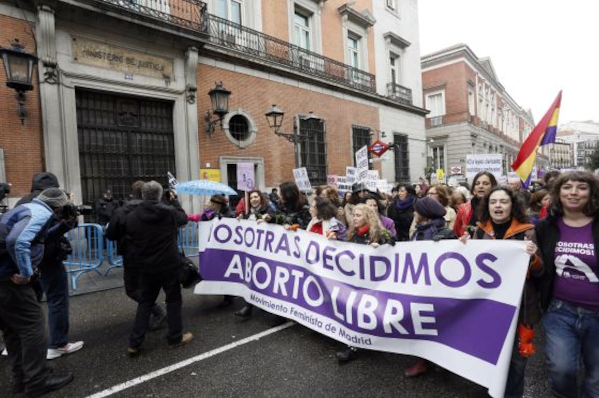 Decenas de mociones contra la ley del aborto salen con apoyo del PP ...