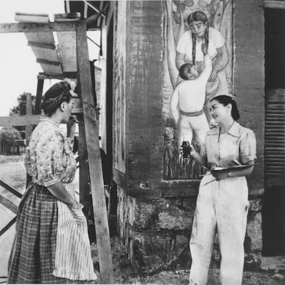 Frida e sua aluna, Coyoacan, México (1943).