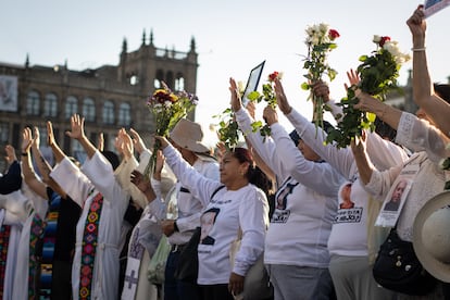 Las familias han pedido a las autoridades que se investigue a fondo el suceso y no quede impune en el medio de tantos otros caso de desapariciones en México. 