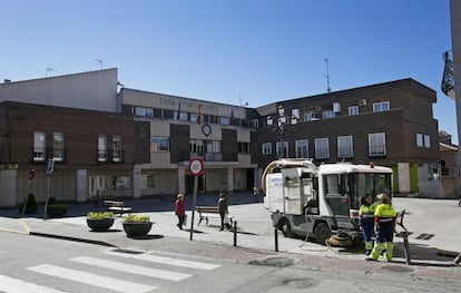 La sede municipal de Moraleja de Enmedio, el pasado viernes. 