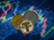 Representación de Tether, bitcoin y ether.
